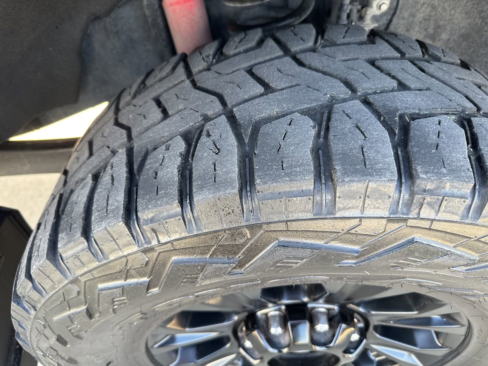 Used 2021 Ford F350 Platinum w/ Tremor Off-Road Package image 10