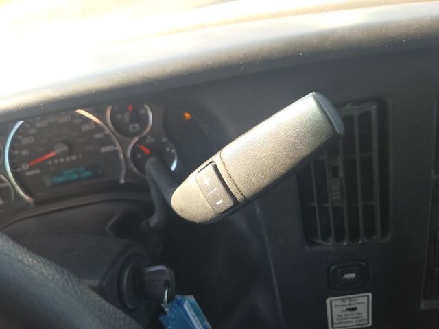 Used 2018 GMC Savana 3500 Extended w/ Driver Convenience Package image 28