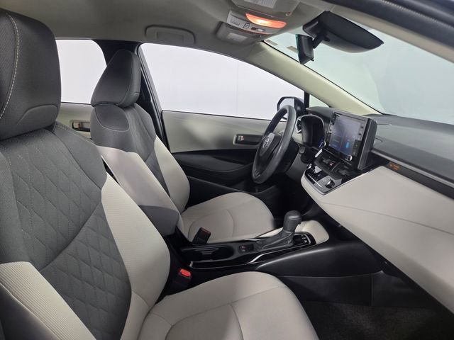 Used 2022 Toyota Corolla LE image 15