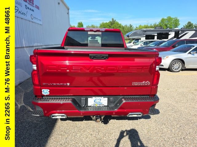 Used 2023 Chevrolet Silverado 1500 High Country w/ Technology Package AWD/4WD image 10