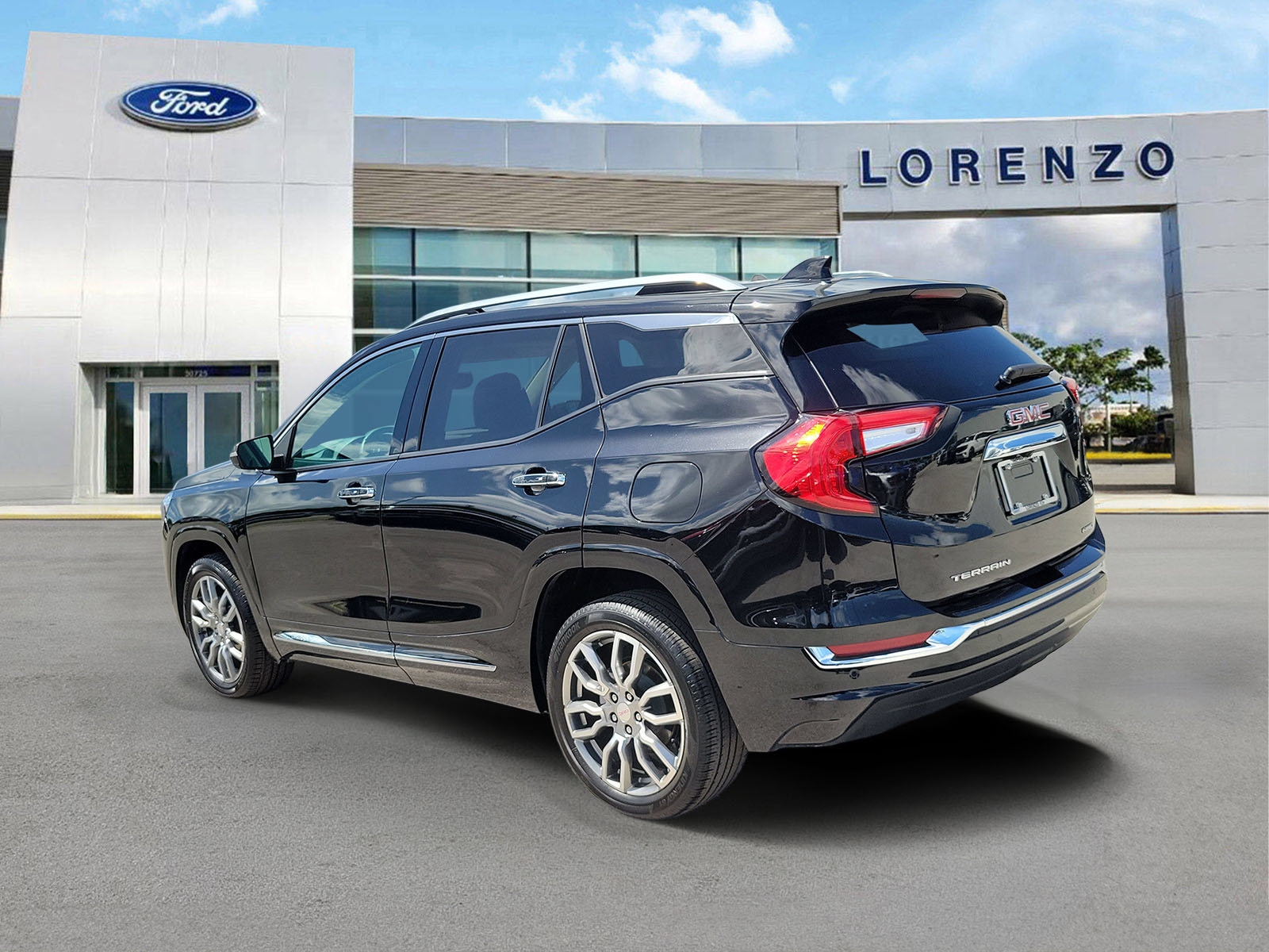 Used 2023 GMC Terrain Denali AWD/4WD image 7