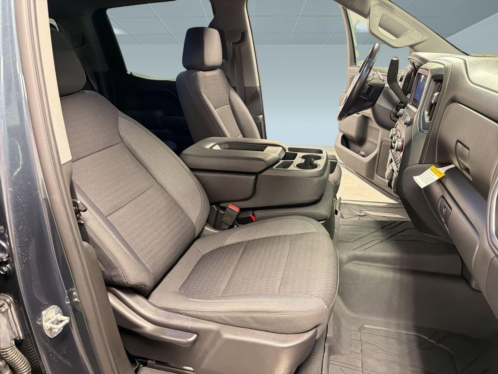 Used 2021 Chevrolet Silverado 1500 RST w/ Bed Protection Package image 30