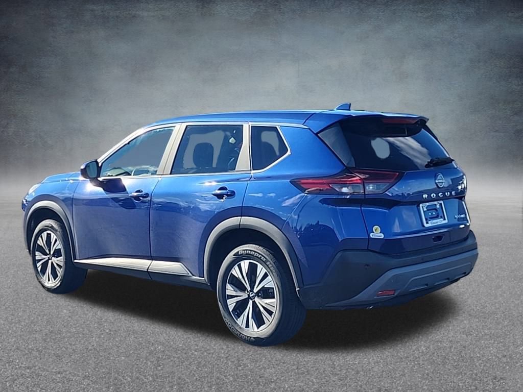 Used 2023 Nissan Rogue SV image 9
