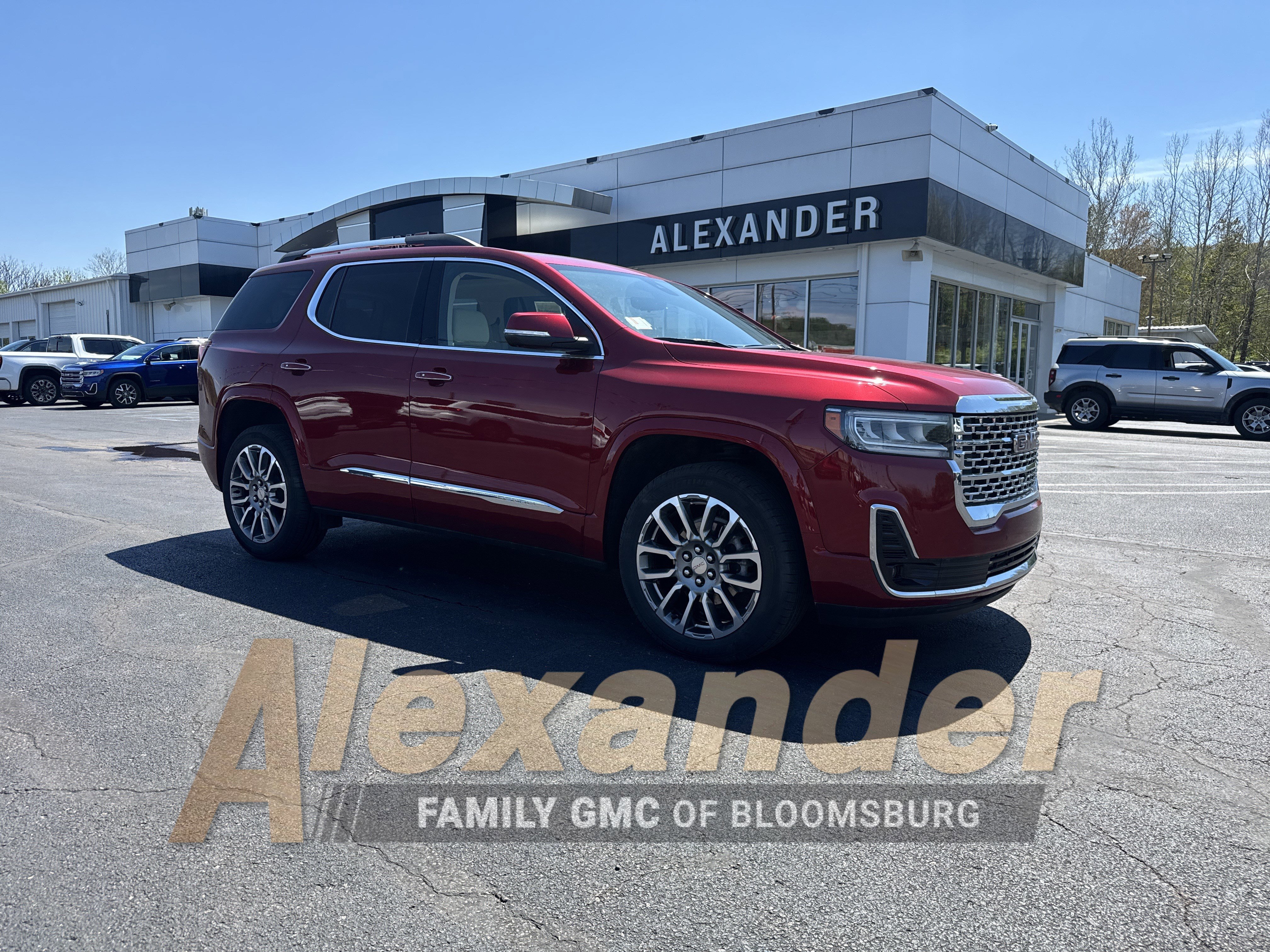Used 2023 GMC Acadia Denali w/ Denali Ultimate Package