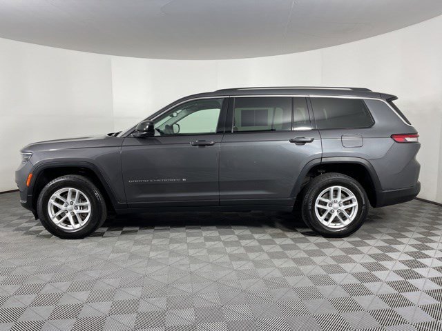 Used 2023 Jeep Grand Cherokee L Laredo w/ Luxury Tech Group I AWD/4WD image 5
