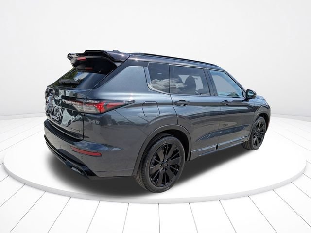 New 2026 Mitsubishi Outlander SEL Black Edition FWD image 4