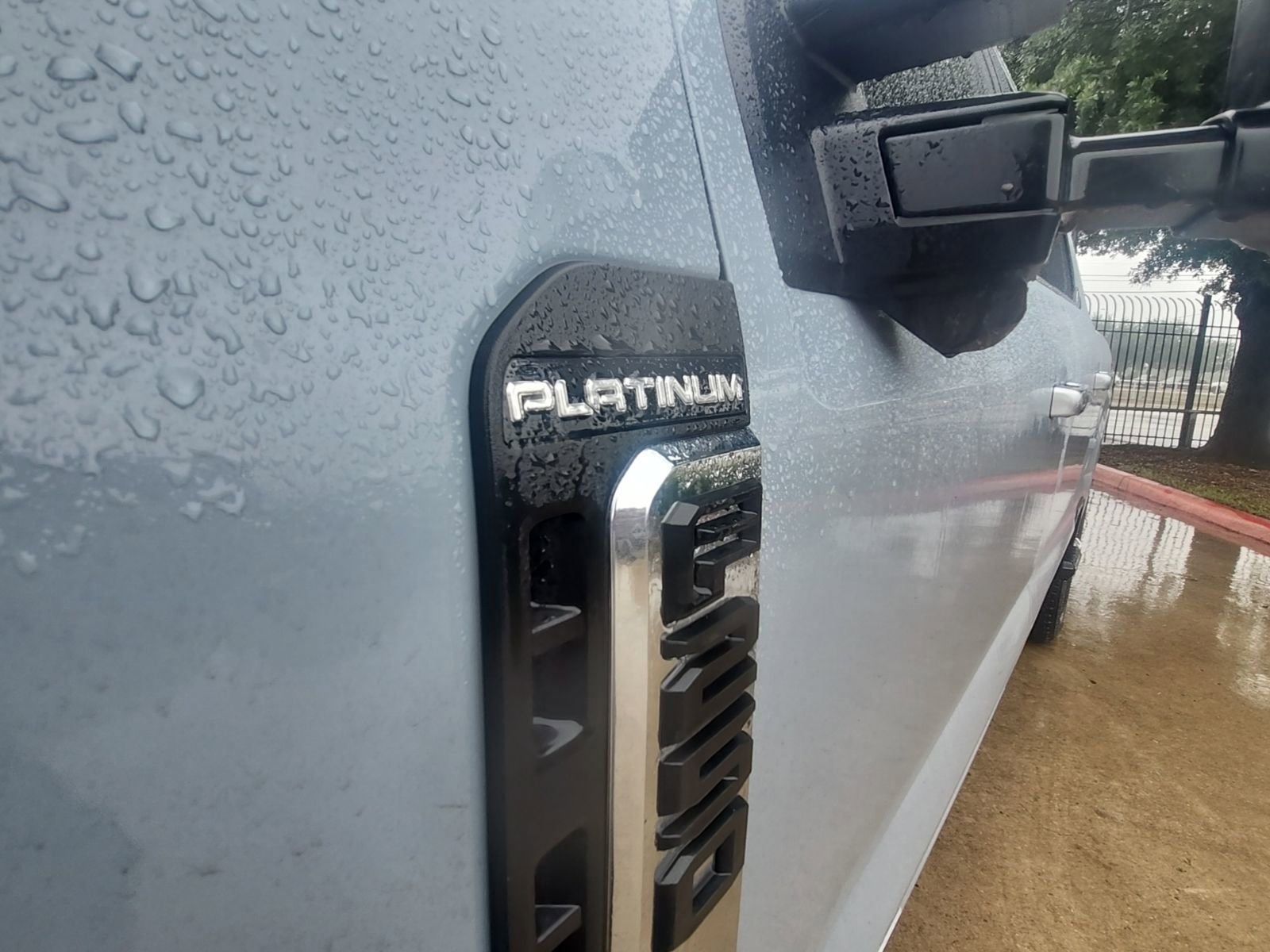 Used 2026 Ford F250 Platinum w/ Platinum Plus Package AWD/4WD image 7