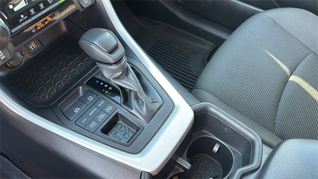 Used 2024 Toyota RAV4 LE image 19