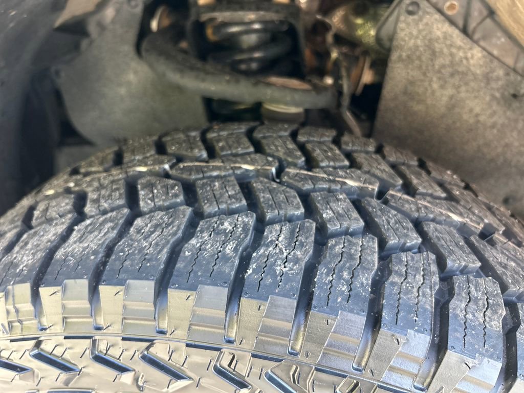 Certified 2022 Toyota Tacoma Limited AWD/4WD image 31