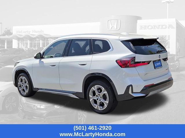 Used 2025 BMW X1 xDrive28i AWD/4WD image 3