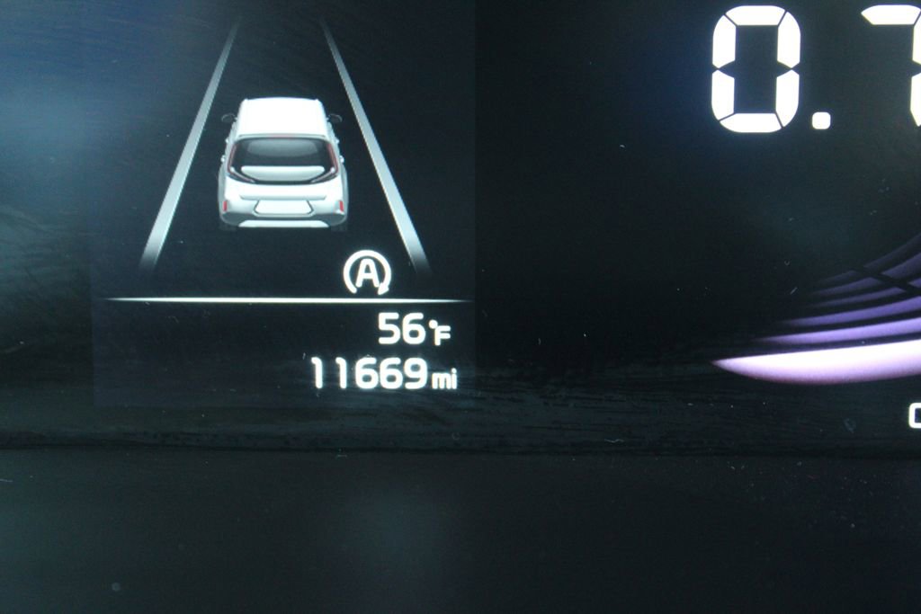 Certified 2025 Kia Soul LX image 29