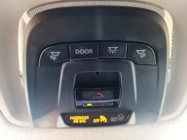Used 2025 Toyota Corolla Cross XLE FWD image 20