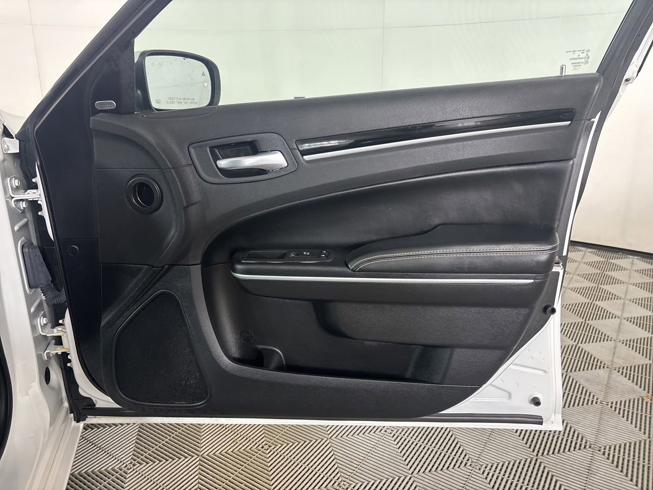 Used 2021 Chrysler 300 S image 24