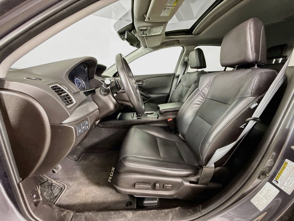 Used 2018 Acura RDX w/ Technology Package AWD/4WD image 24