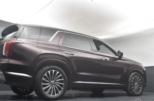 Used 2023 Hyundai Palisade Calligraphy w/ Cargo Package image 37