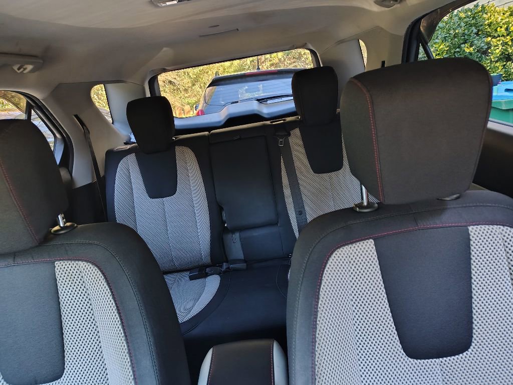 Used 2014 Chevrolet Equinox LT w/ Driver Convenience Package image 15