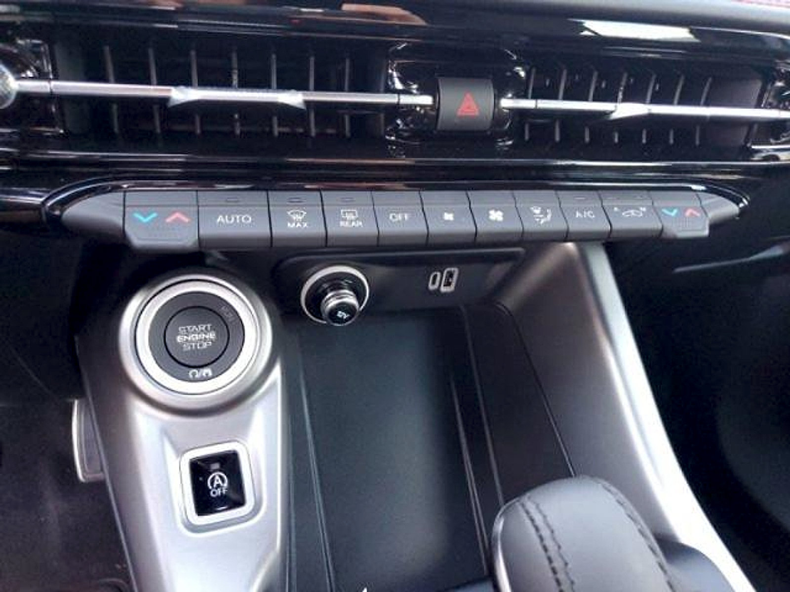 New 2024 Dodge Hornet GT AWD/4WD image 13