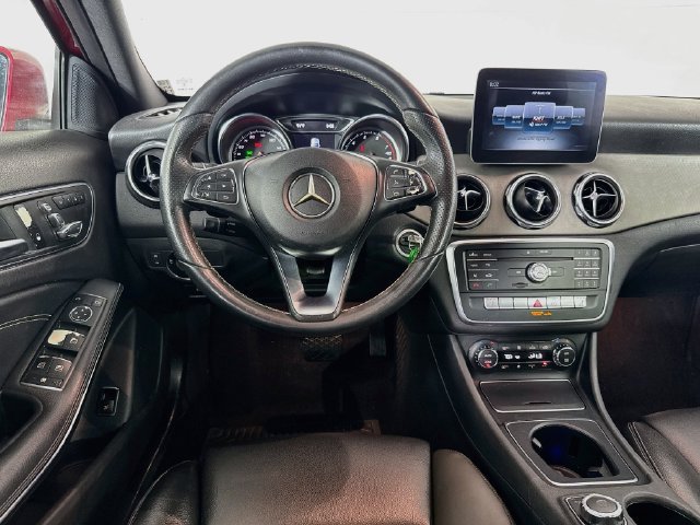 Used 2018 Mercedes-Benz GLA 250 w/ Premium Package image 14