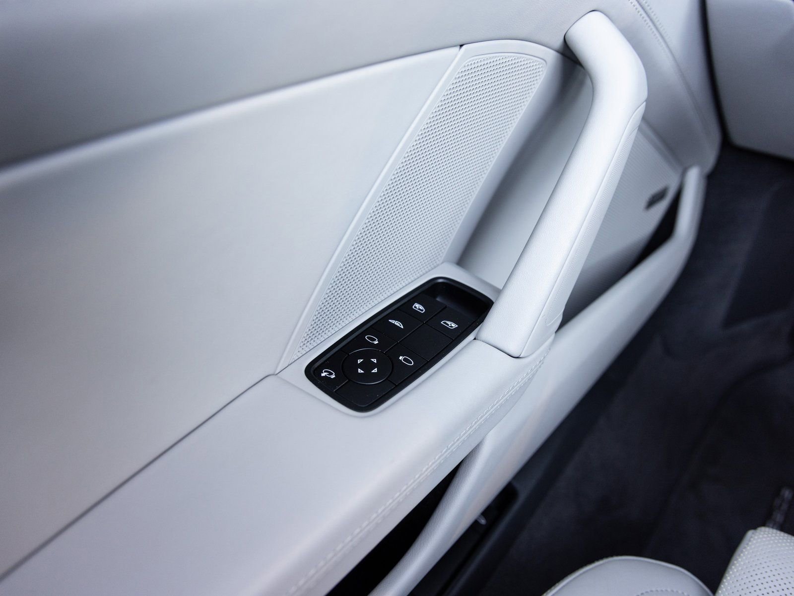 Certified 2024 Porsche 911 Carrera S image 23