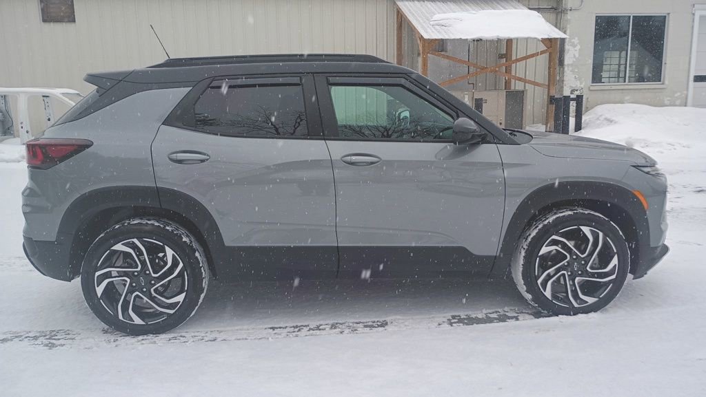 Used 2024 Chevrolet TrailBlazer RS w/ Convenience Package image 8