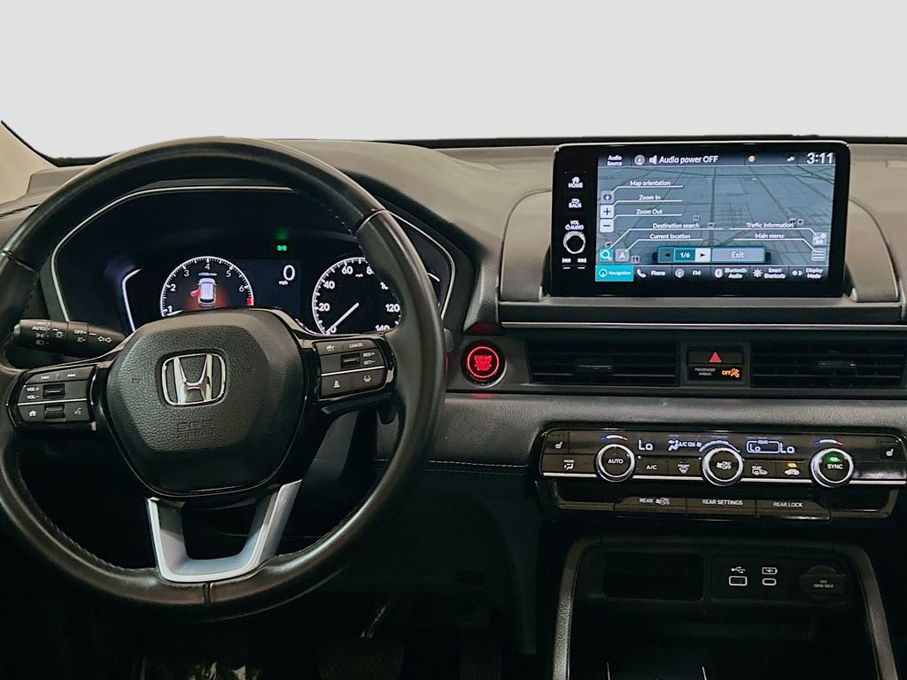 Used 2025 Honda Pilot Touring image 22