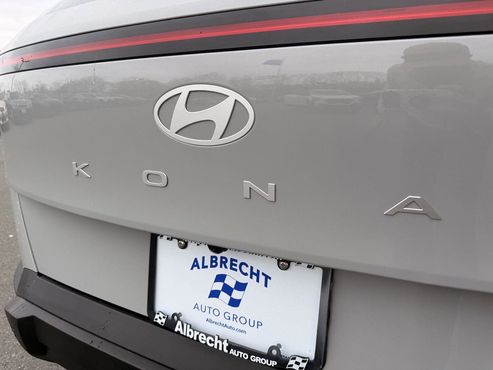 Used 2025 Hyundai Kona SEL image 31