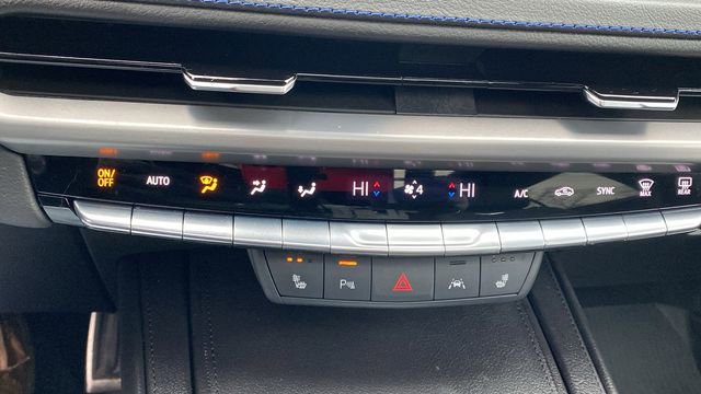 Used 2024 Cadillac XT4 Sport AWD/4WD image 29