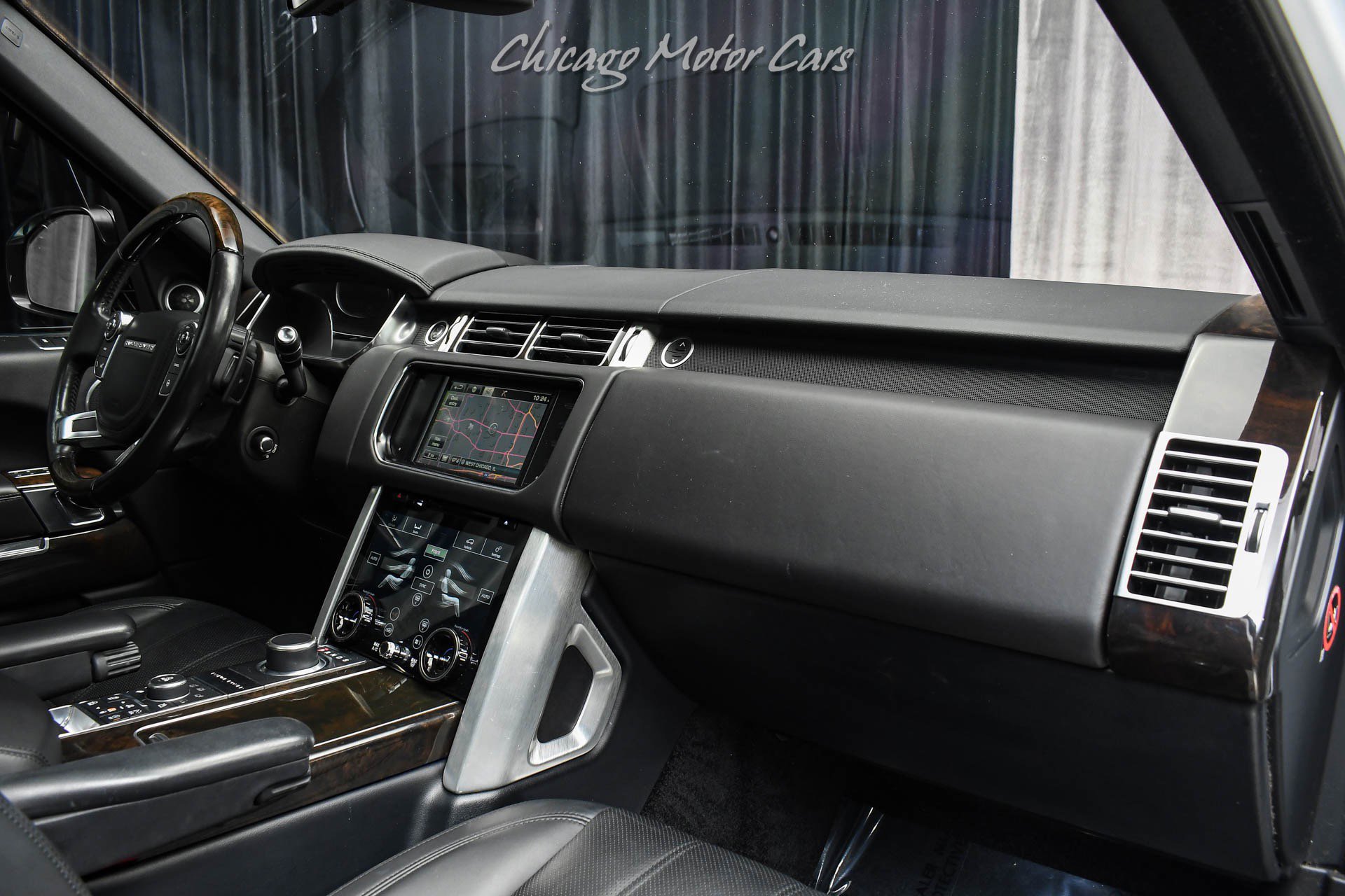 Used 2016 Land Rover Range Rover Long Wheelbase Supercharged image 27