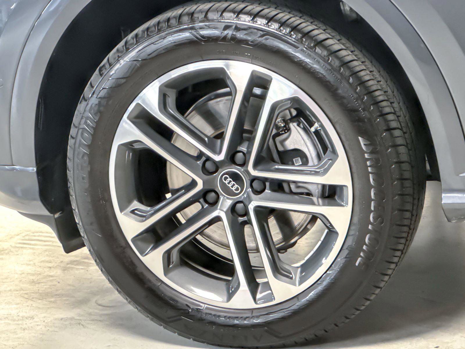 Certified 2025 Audi Q5 Premium Plus w/ Premium Plus image 26