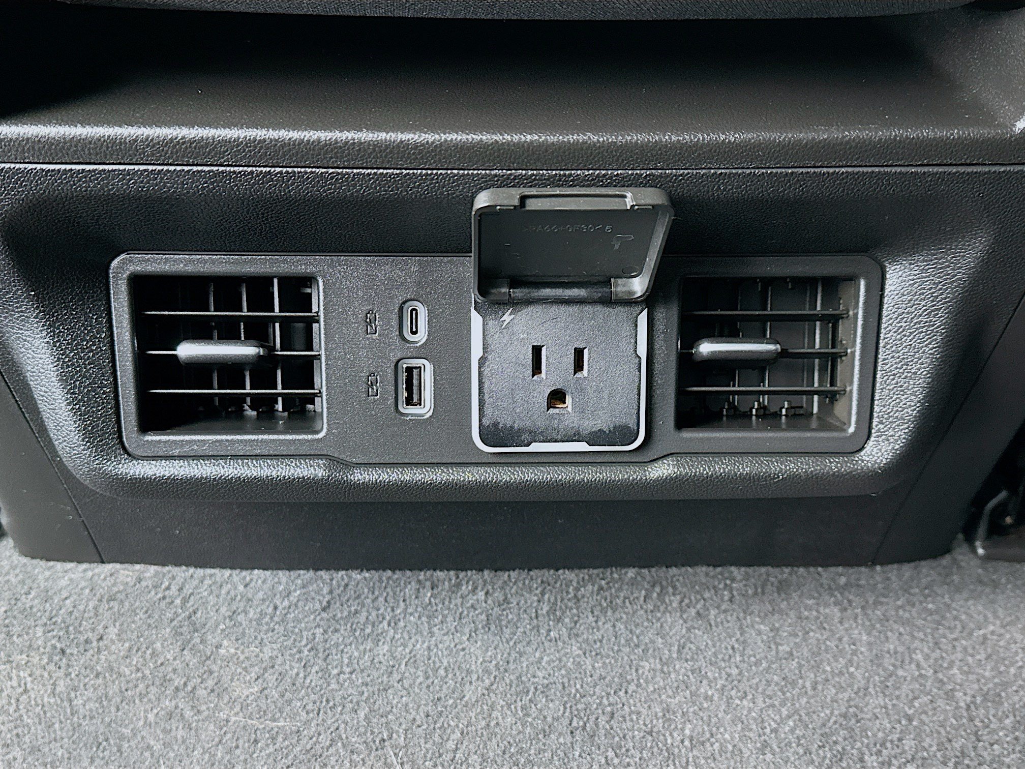 Used 2024 Chevrolet Silverado 1500 RST AWD/4WD image 16
