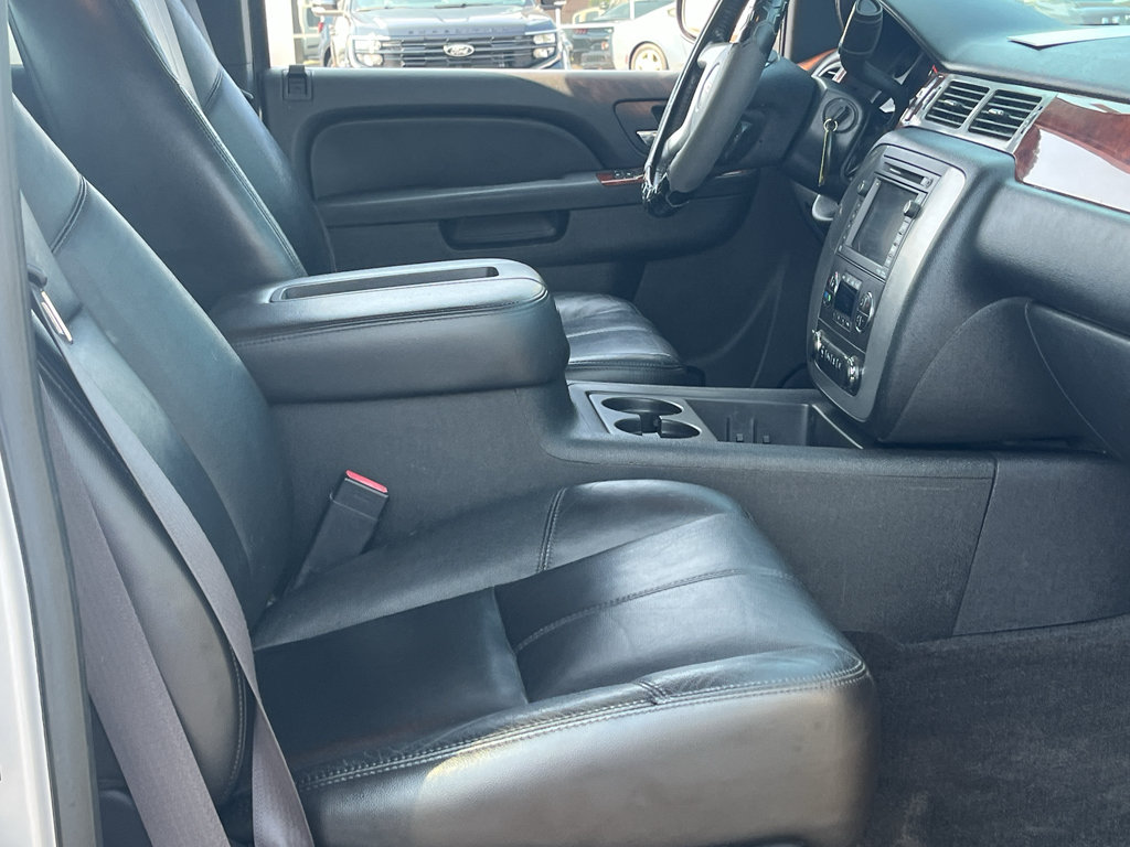 Used 2011 GMC Sierra 2500 SLT w/ SLT Convenience Package AWD/4WD image 31