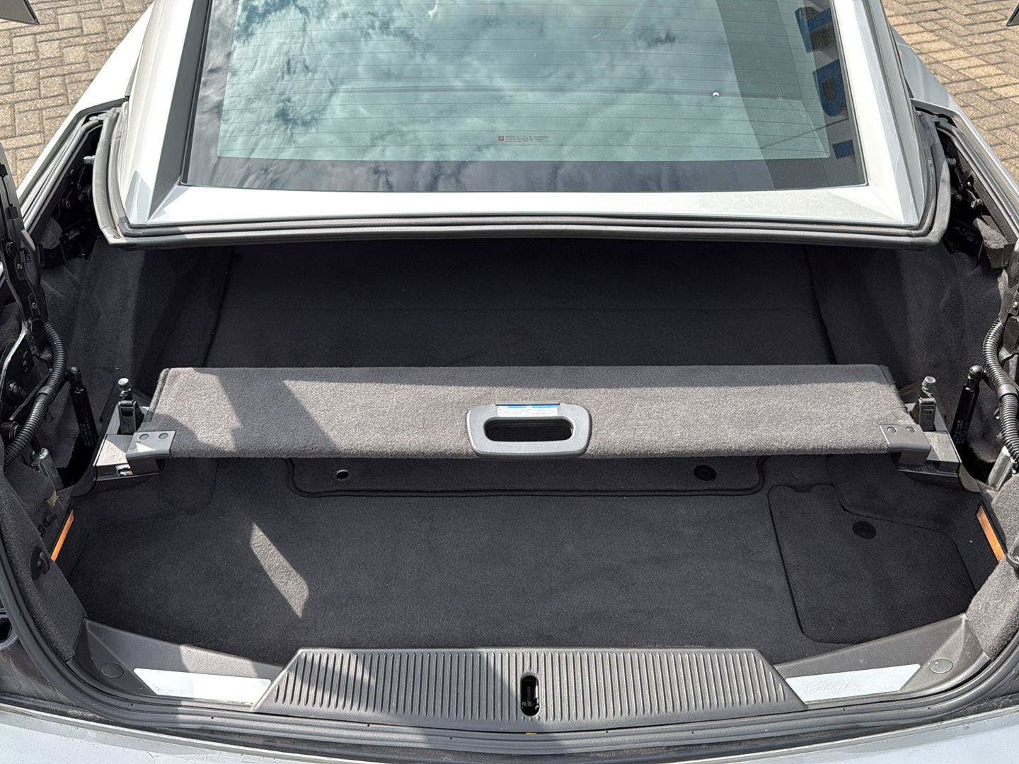 Used 2007 Cadillac XLR RWD image 33