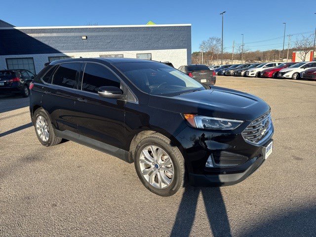 Used 2022 Ford Edge Titanium w/ Equipment Group 301A image 7