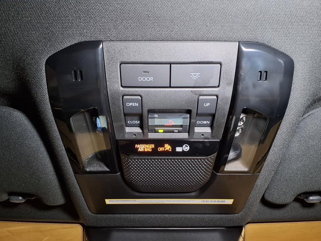 Used 2024 Lexus GX 550 w/ Accessory Package (Z1) AWD/4WD image 11