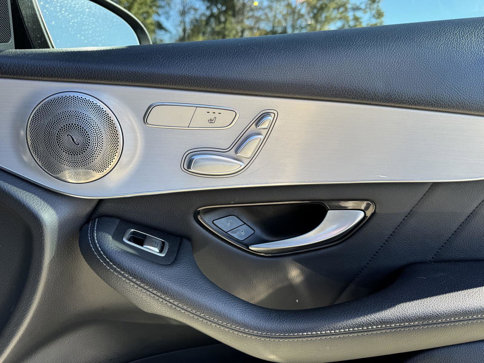 Certified 2021 Mercedes-Benz GLC 300 image 30