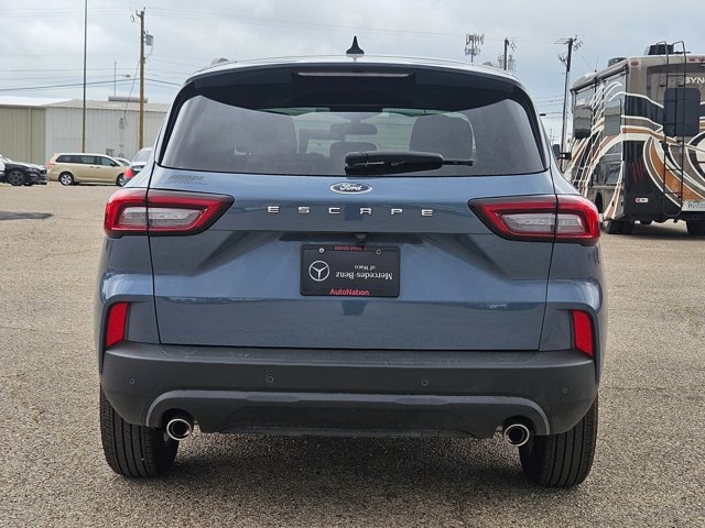Used 2026 Ford Escape ST-Line w/ Tech Pack #1 FWD image 6