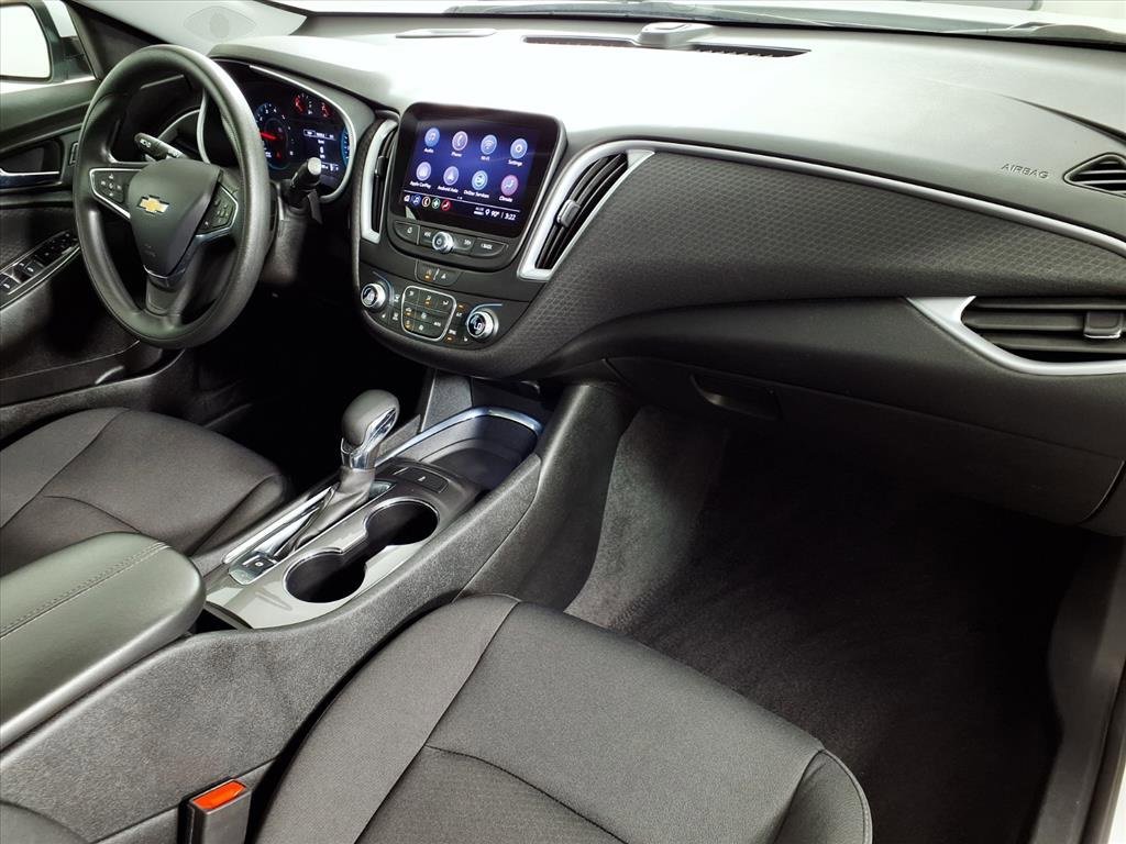Used 2023 Chevrolet Malibu LT image 20