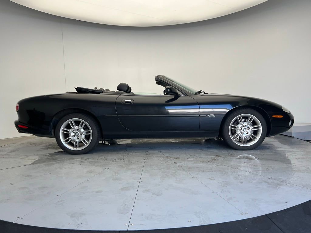 Used 2002 Jaguar XK8 Convertible RWD image 23