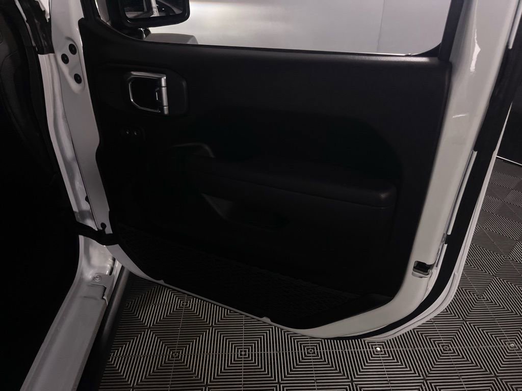 Used 2025 Jeep Wrangler Unlimited Rubicon 4xe w/ Convenience Group image 30