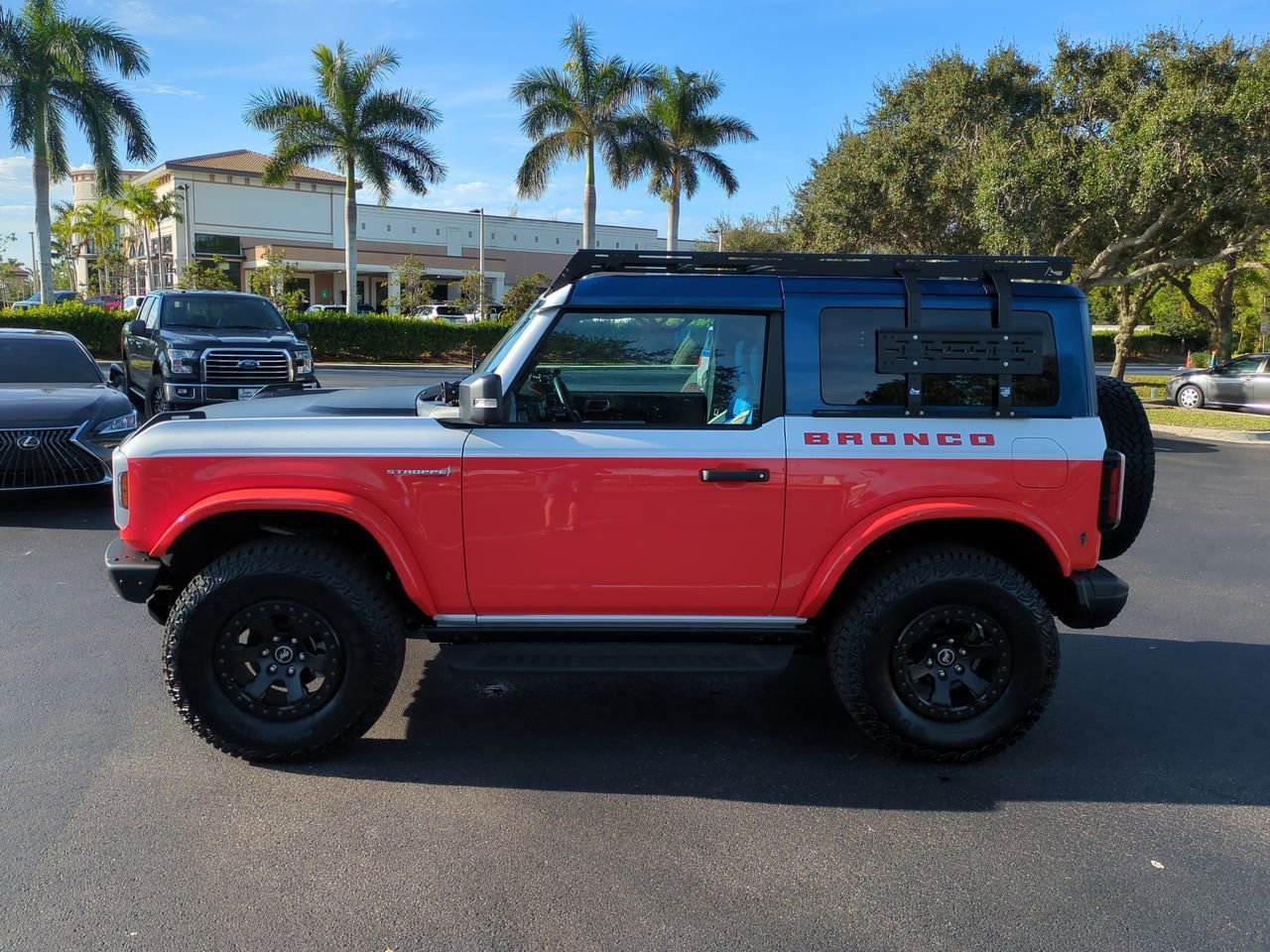 Certified 2025 Ford Bronco Stroppe Edition image 7