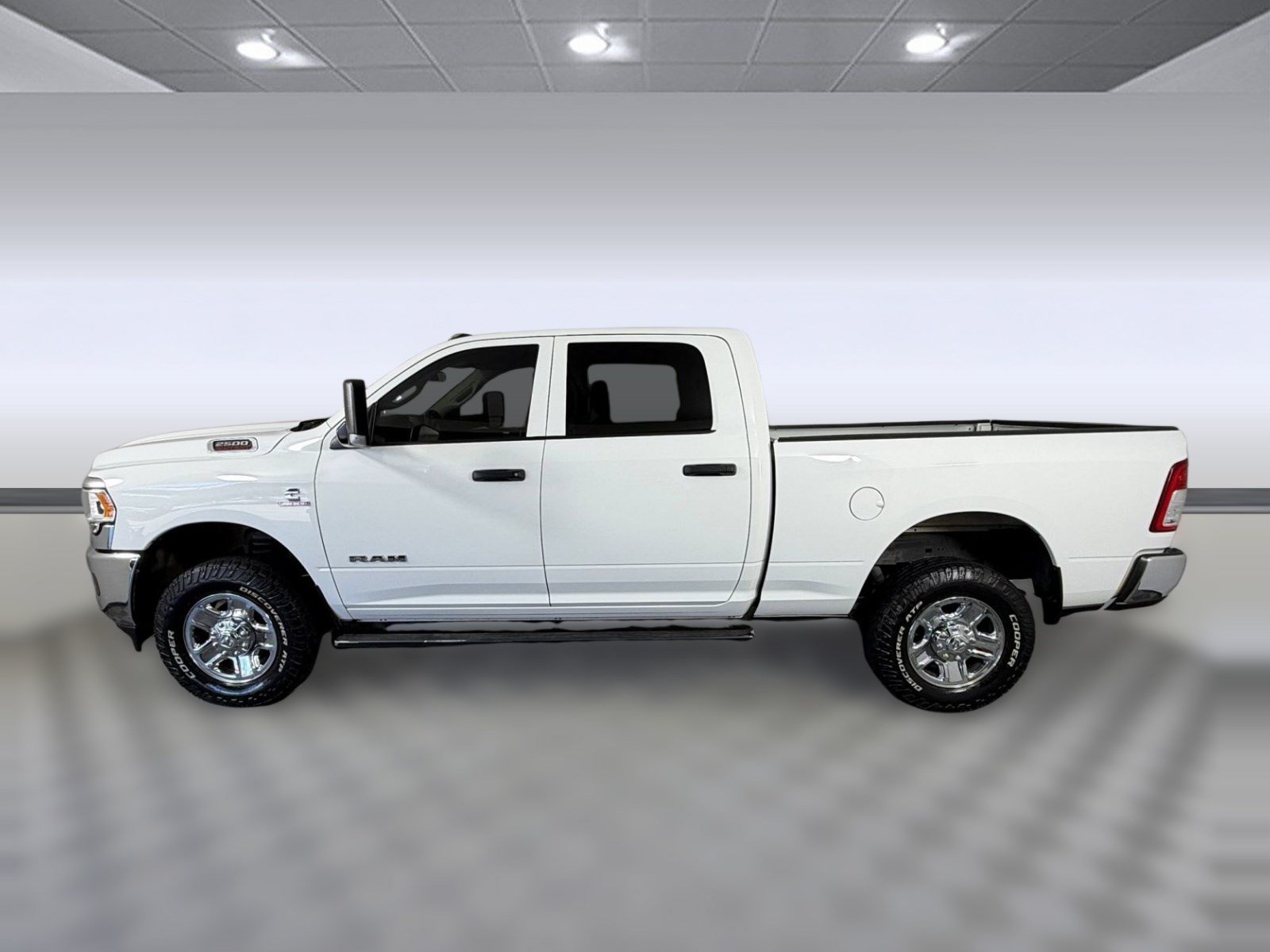 Used 2019 RAM 2500 Tradesman AWD/4WD image 2