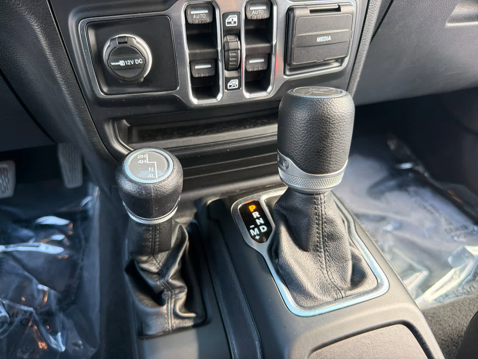 Used 2019 Jeep Wrangler Unlimited Sport S AWD/4WD image 17