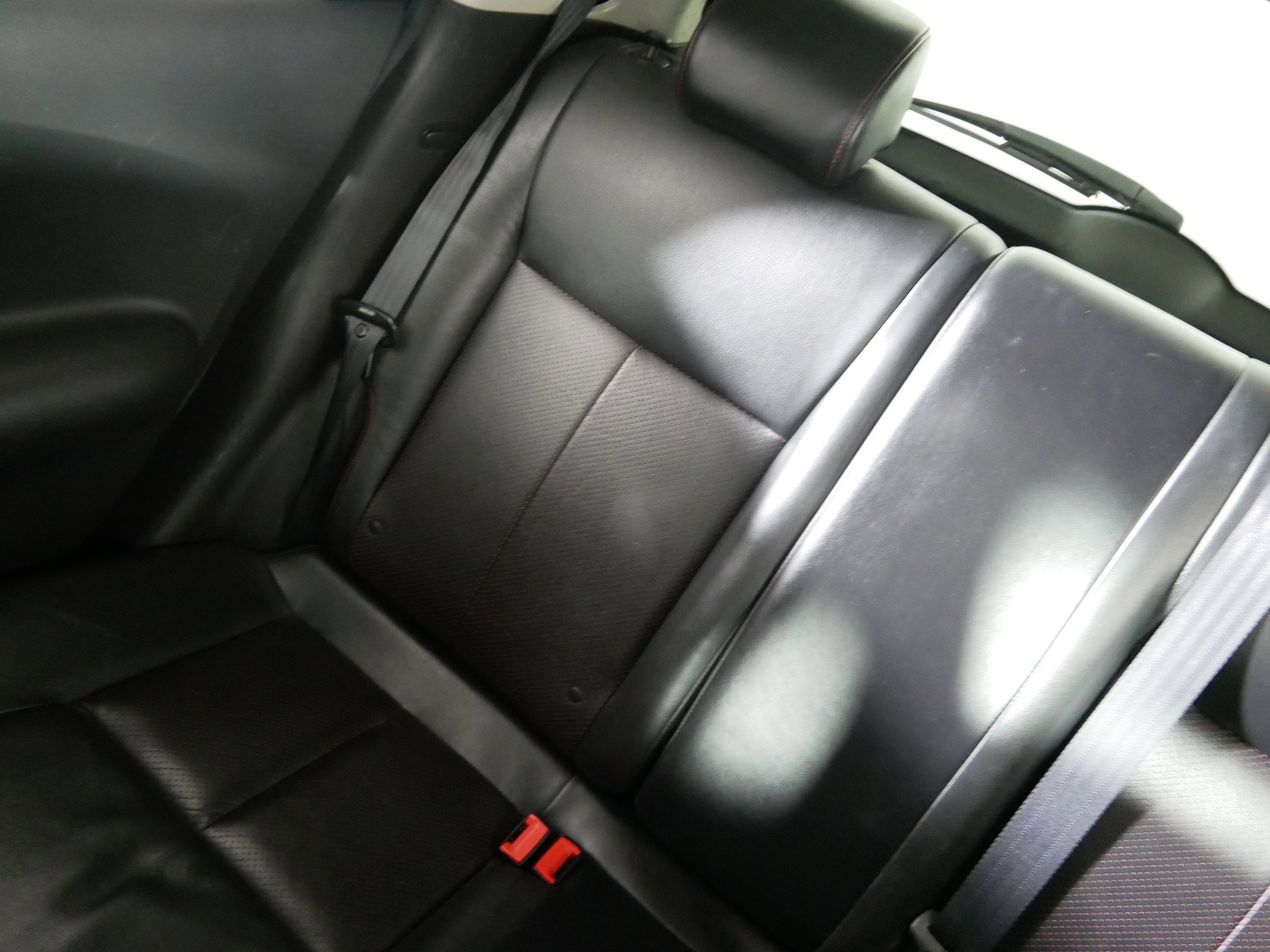 Used 2014 Nissan Juke SL image 12