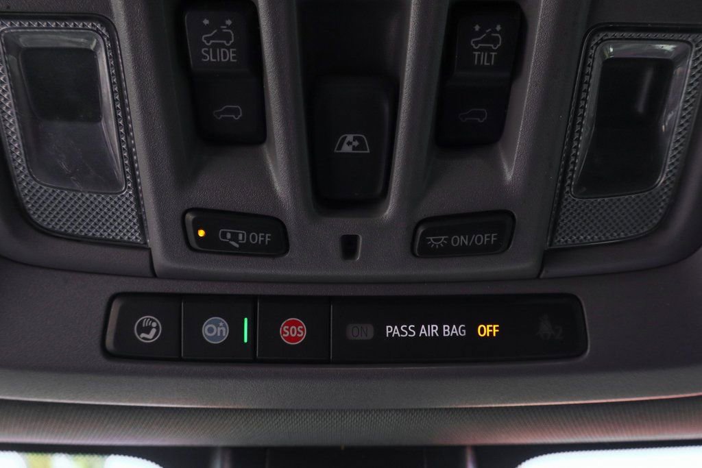 Used 2023 GMC Sierra 3500 Denali w/ Denali Black Diamond Edition image 34