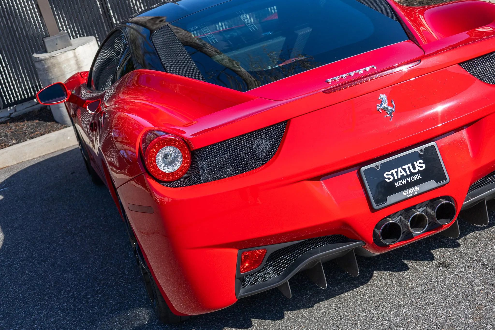 Used 2010 Ferrari 458 Italia Coupe image 31