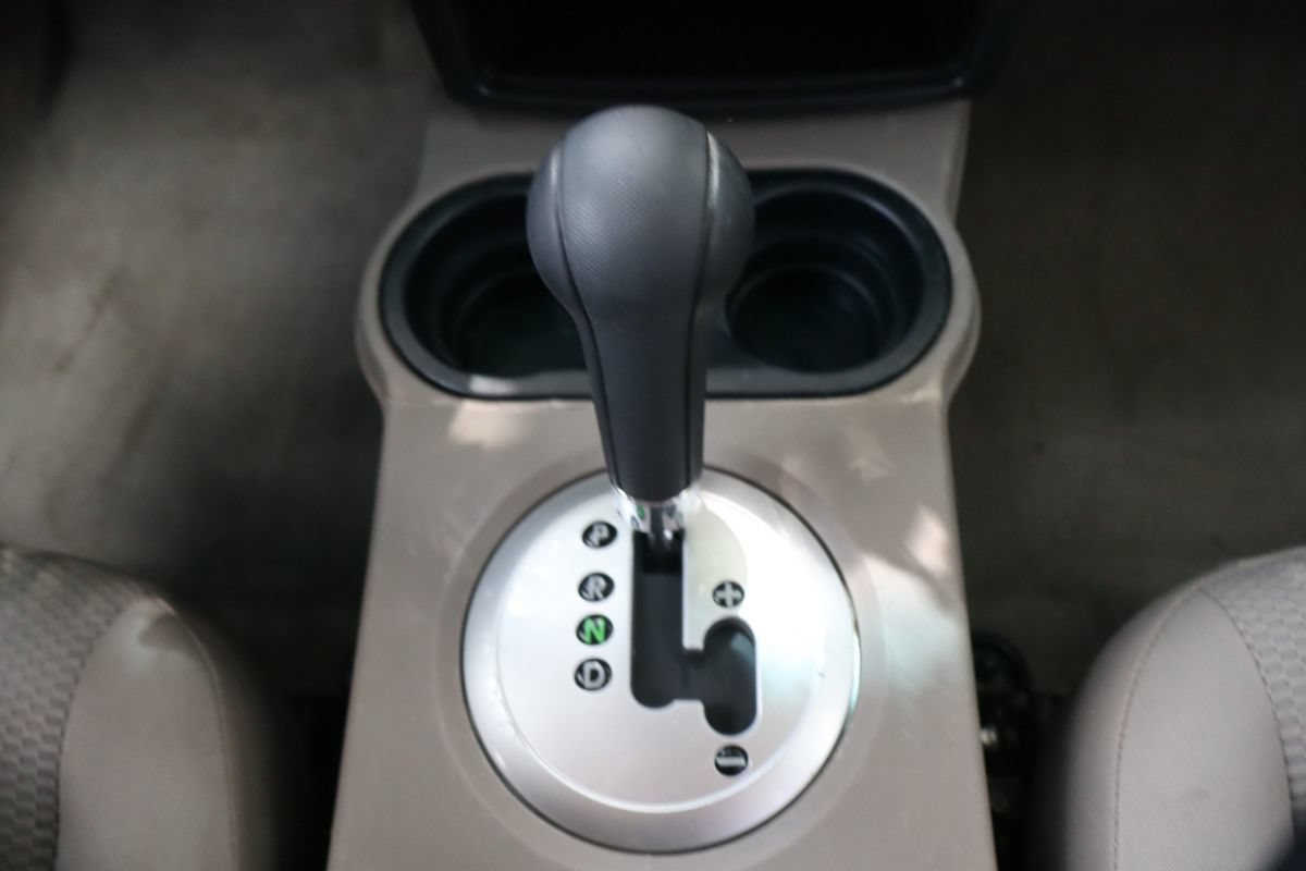 Used 2008 Mitsubishi Endeavor LS AWD/4WD image 33