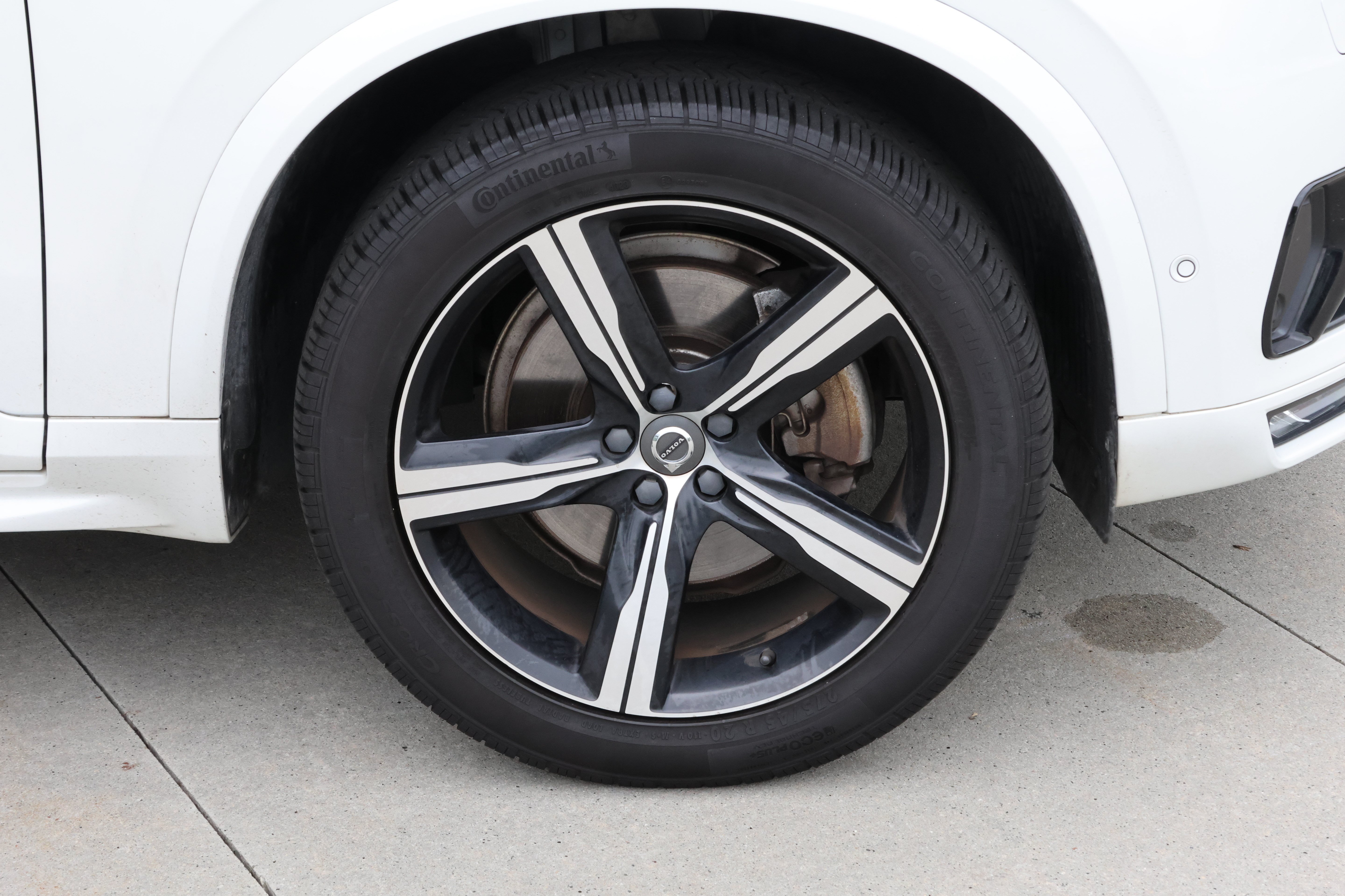 Used 2019 Volvo XC90 T6 R-Design w/ Advanced Package AWD/4WD image 11