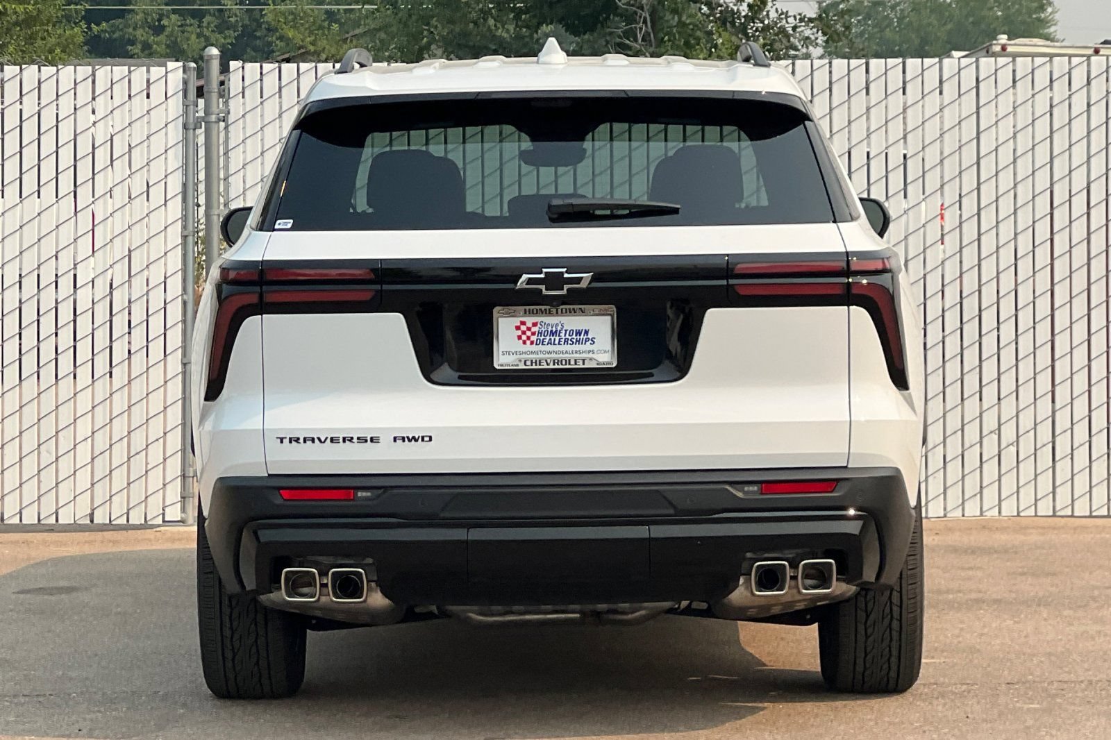 New 2026 Chevrolet Traverse LT w/ Midnight/Sport Edition AWD/4WD image 5
