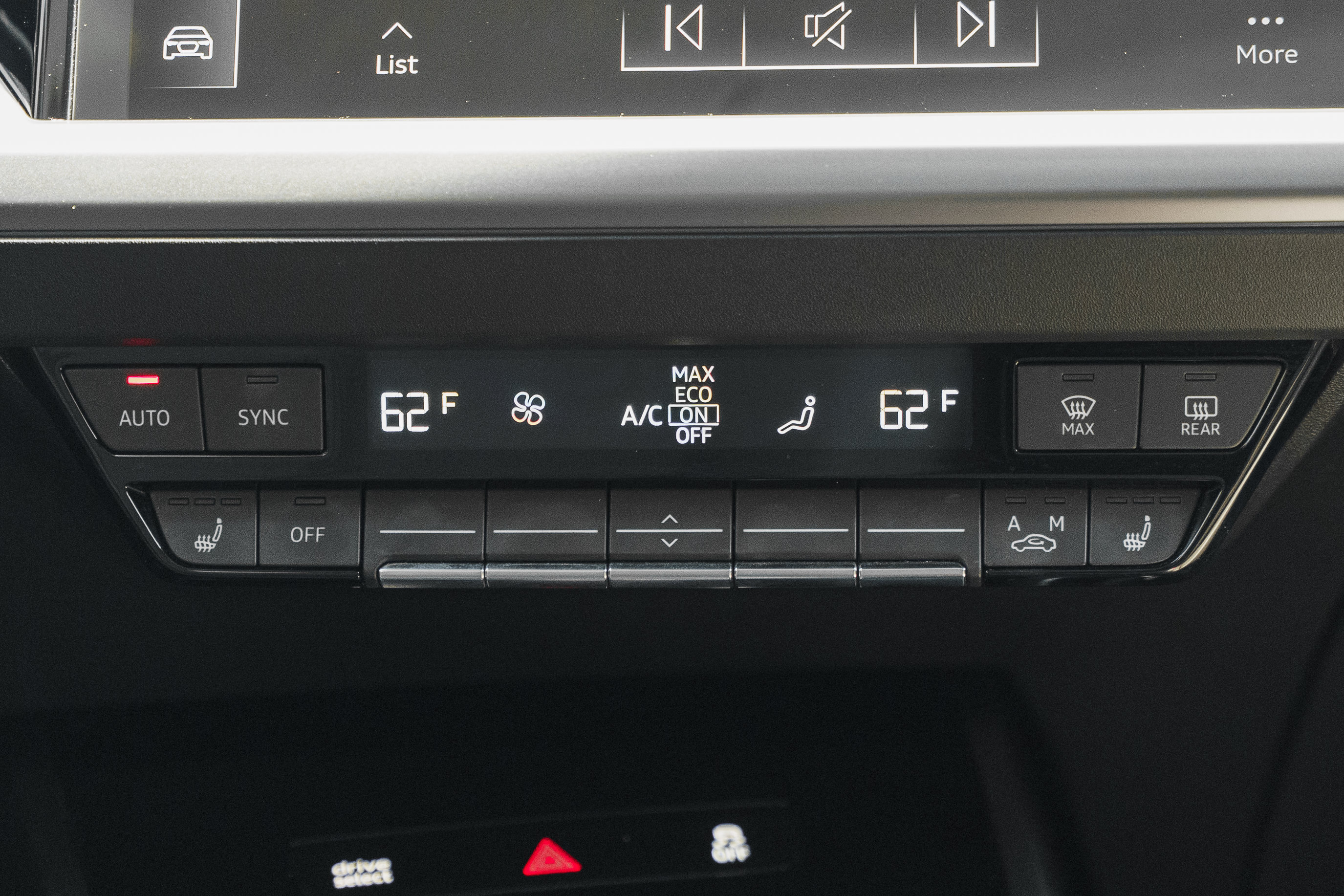 Certified 2023 Audi Q4 e-tron Premium AWD/4WD image 10