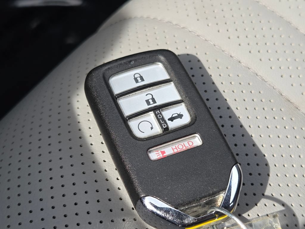 Used 2018 Honda Accord EX-L image 34
